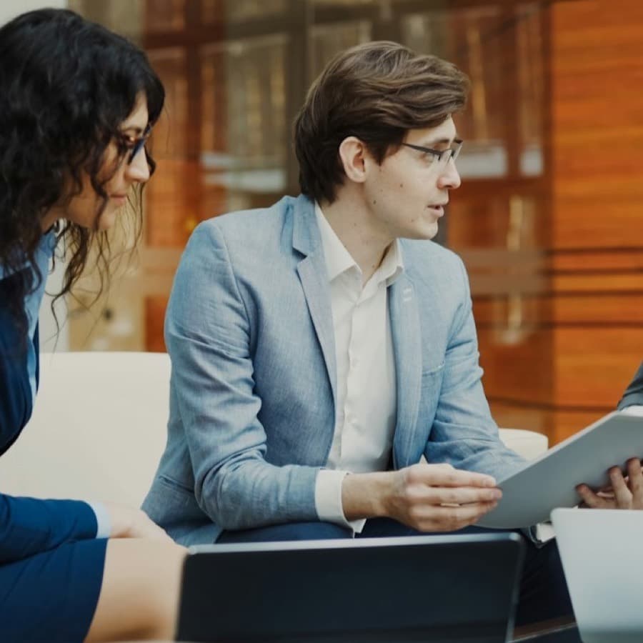 Exemple de publicité pour un éditeur de logiciel, avec prise de rendez-vous pour une démonstration
